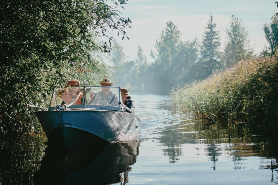Sunday at Narva Venice: camera obscura, cyanotype ja boat ride ⎜Venice