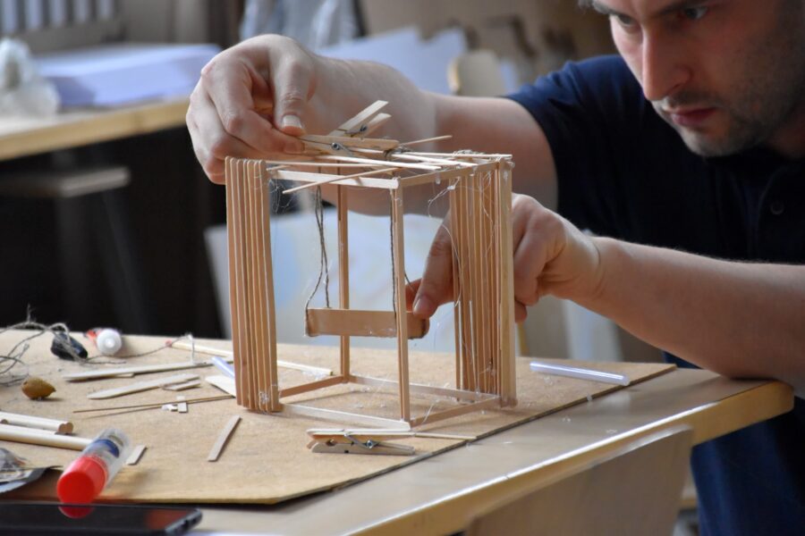 The School of Architecture is coming to Narva! Create your own space, build models, mock-ups and your own huts.