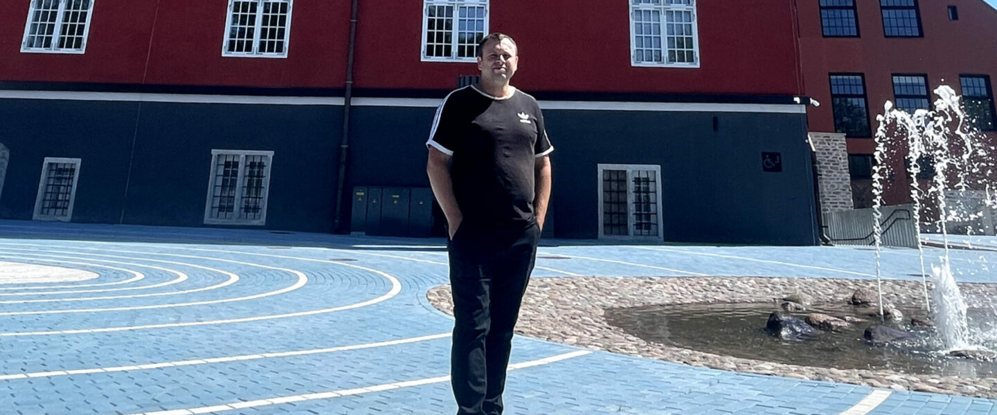 <strong>Ukrainian sculptor Ihor Tkachivskyi to create new series of metal sculptures for Stockholm Square in Narva</strong>