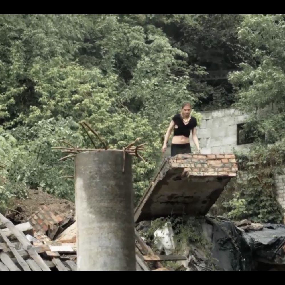 Charity film screening – “Landslide” by Oleksiy Radynski (documentary)