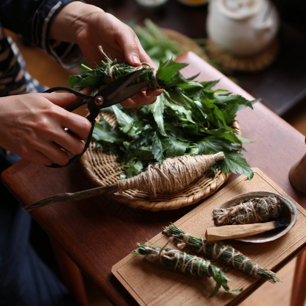 DIY incense making workshop by Dambi Kim