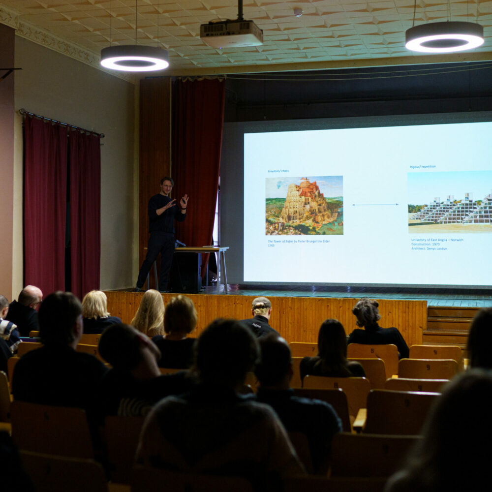 Presentations of architecture workshop’s results