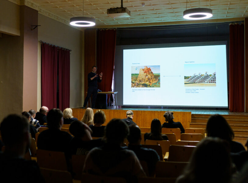 Presentations of architecture workshop’s results
