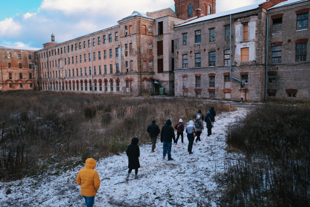 Gallery: An ambient audiowalk “Visions of Kreenholm”
