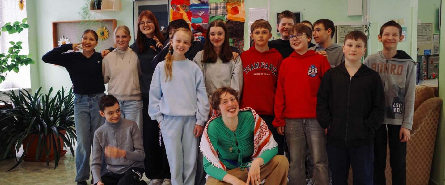 Photos ⎜ “Artists are Present” ⎜ Mia, Kerttu ja Mari at schools 