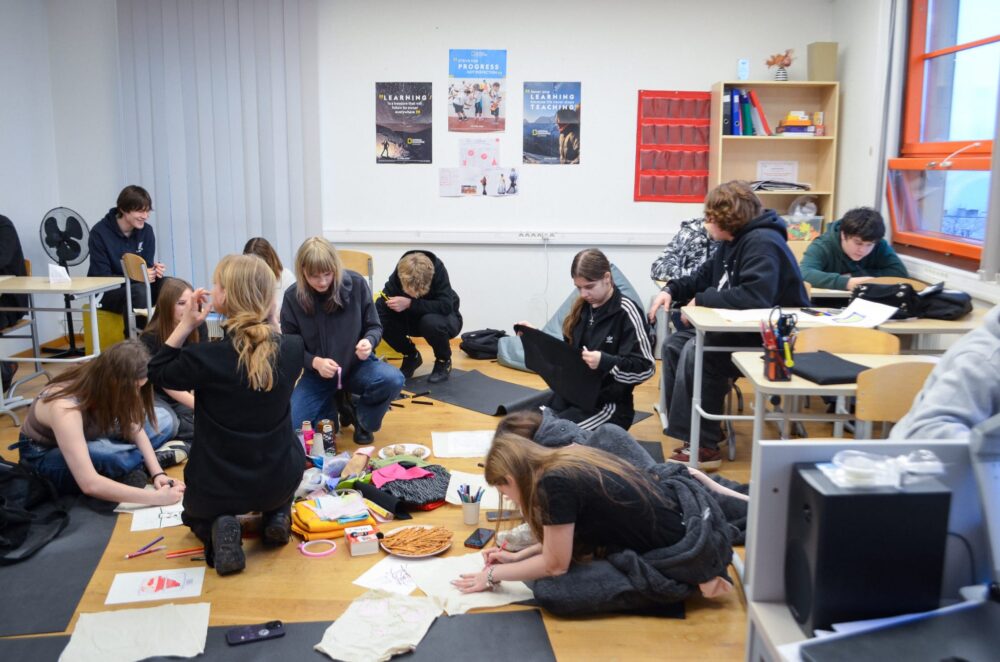 Cotyledon Project Workshop for the Youth